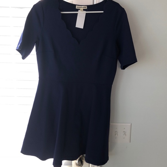 Short dress - Picture 6 of 7